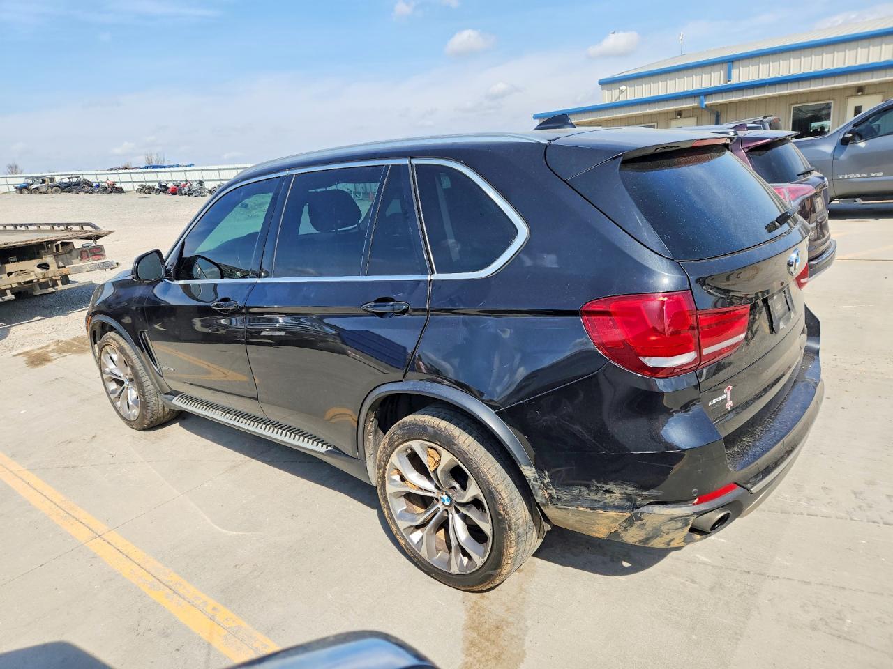 2015 BMW X5 xDrive35I - Фото 2