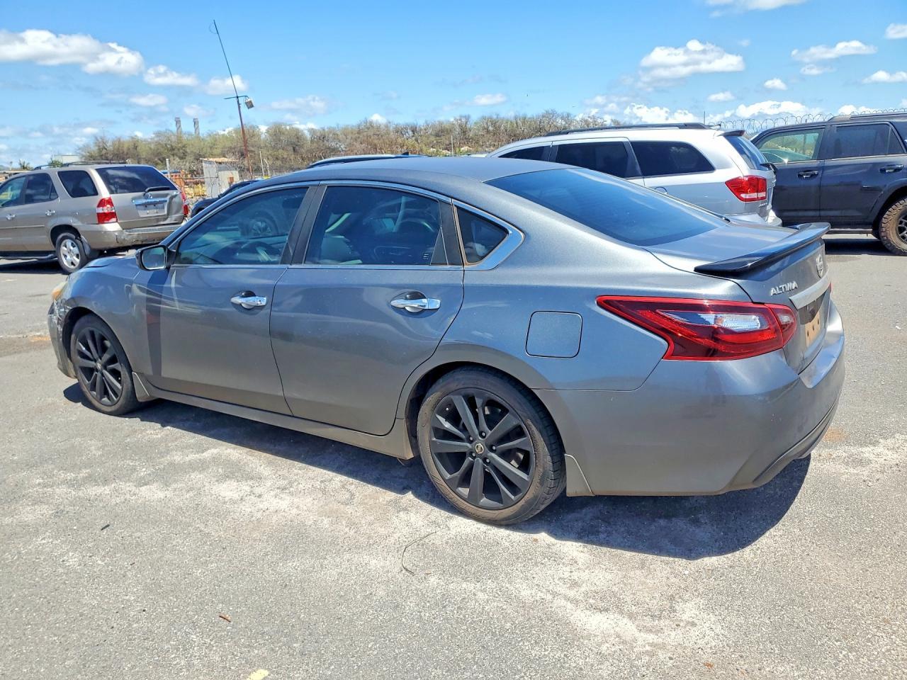 2017 Nissan Altima 2.5 Sr - Фото 2
