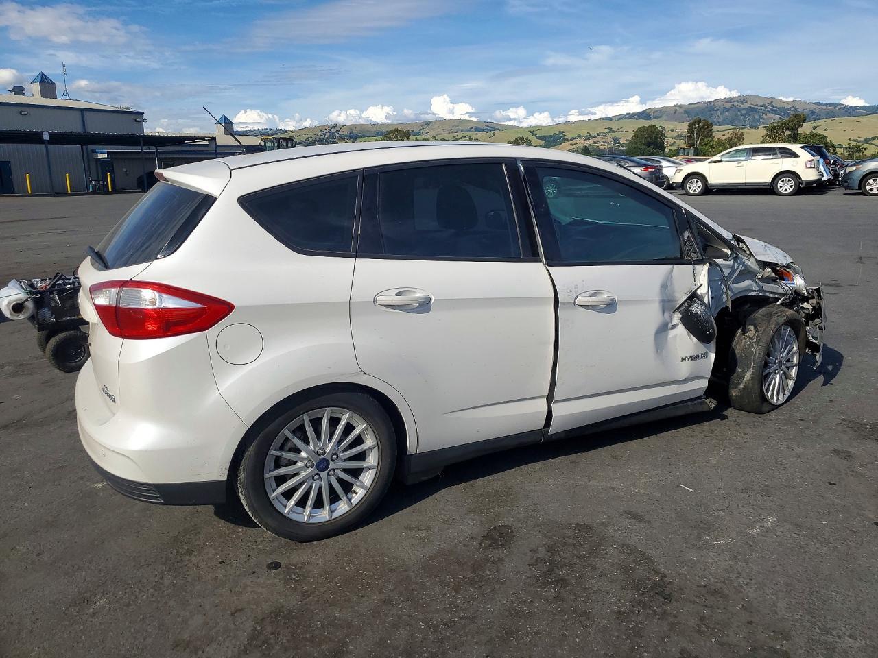 2016 Ford C-Max Se - Image 3