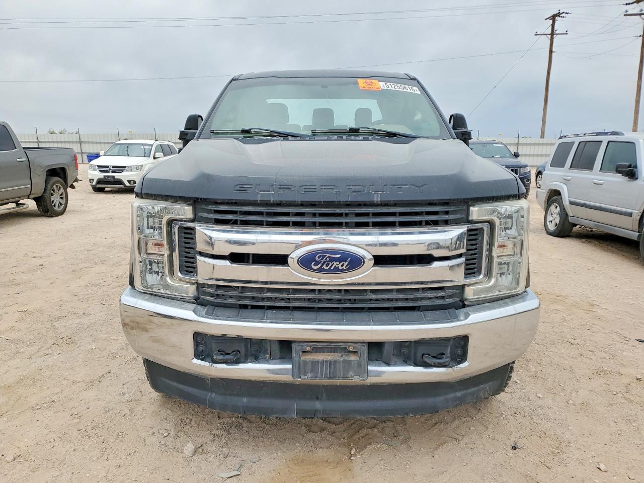 2017 Ford F250 Super Duty - Image 5
