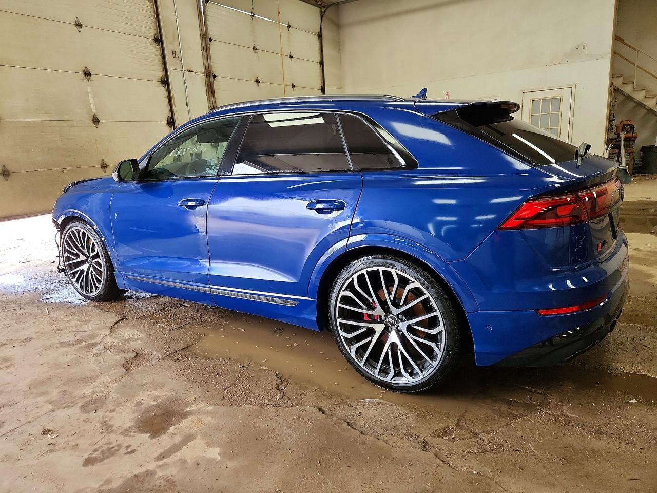 2025 Audi Sq8 Prestige - Image 2