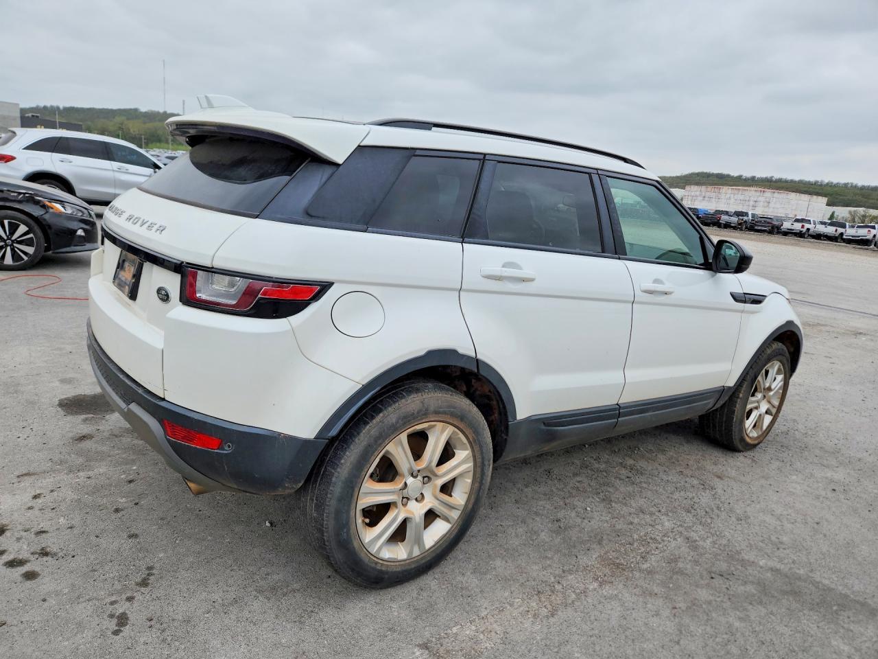 2016 Land Rover Range Rover Evoque Se - Фото 3