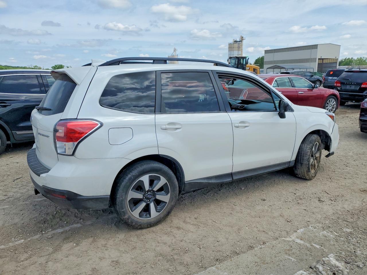 2018 Subaru Forester 2.5I Premium - Image 3