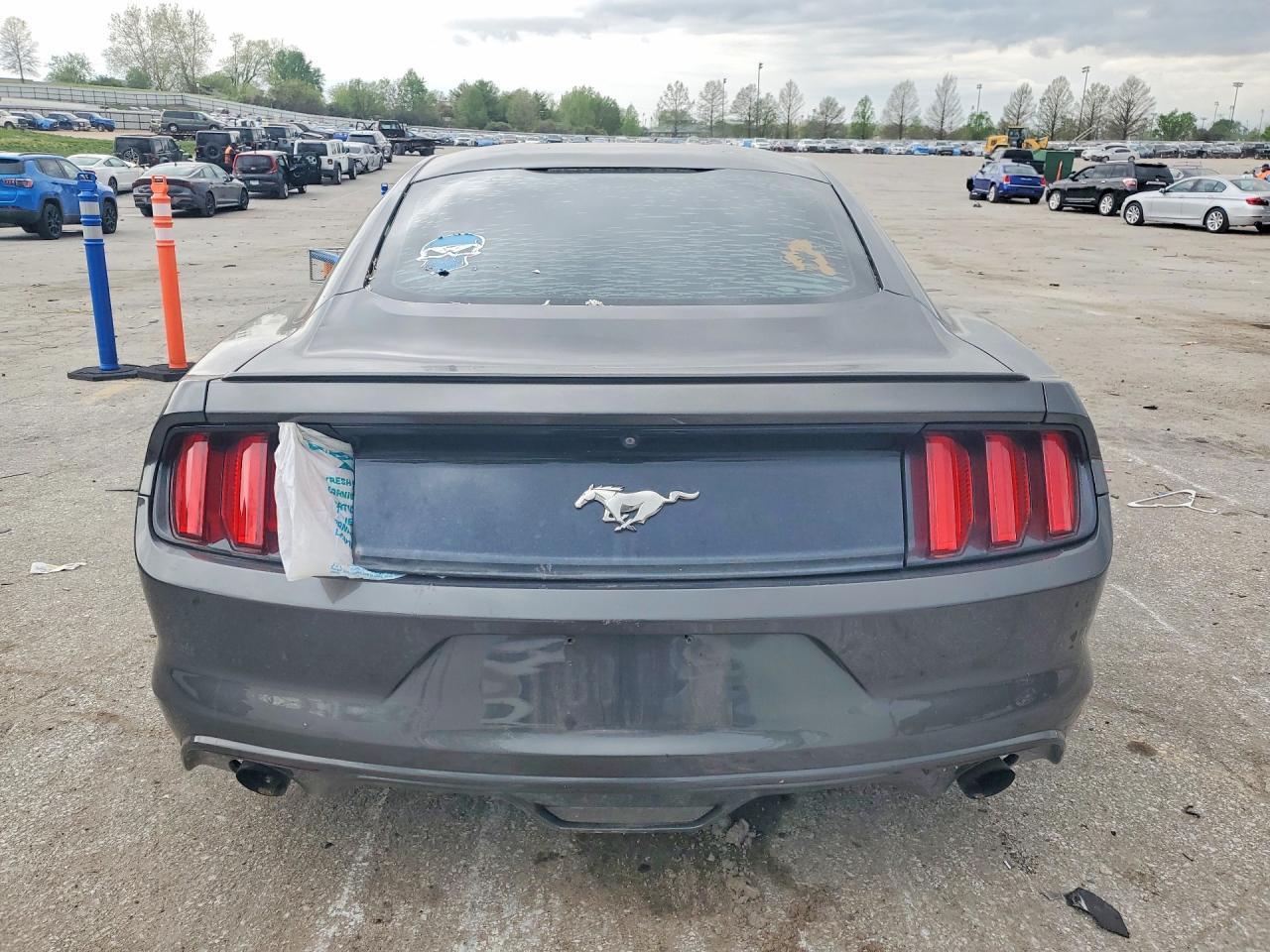 2016 Ford Mustang - Image 6