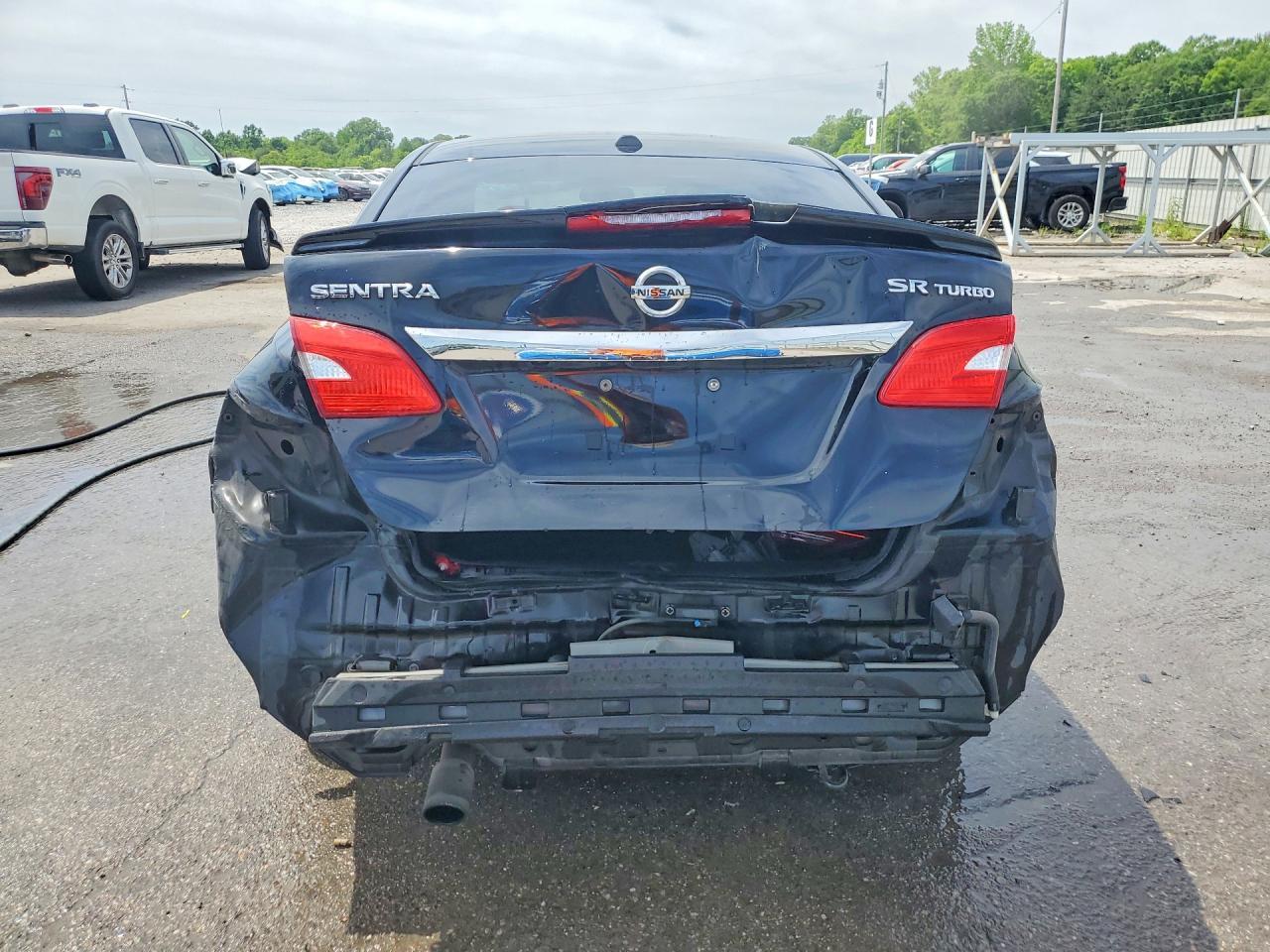 2017 Nissan Sentra Sr Turbo - Image 6