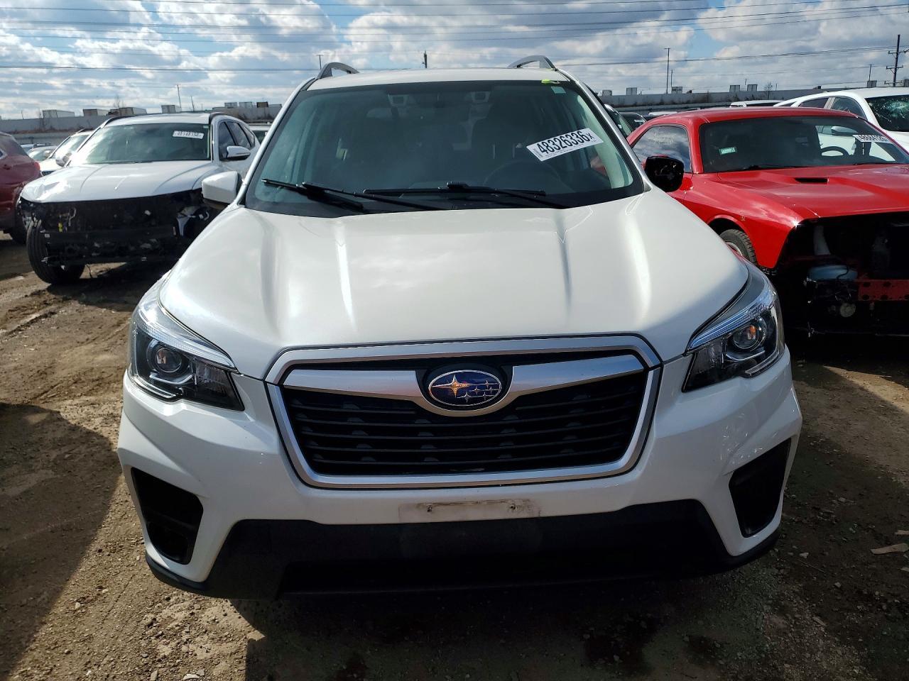 2019 Subaru Forester Premium - Фото 5