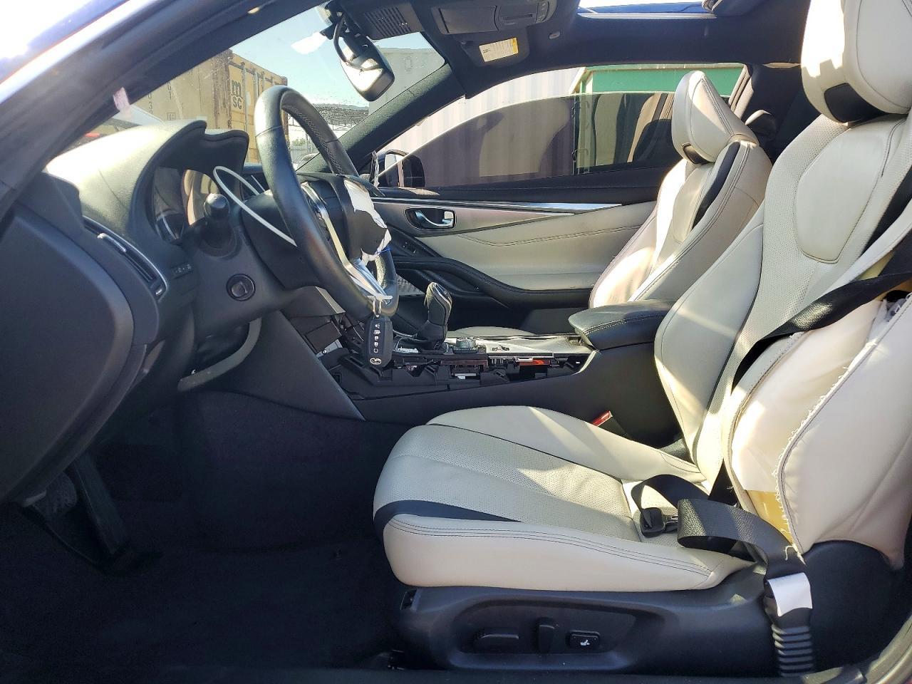 2022 Infiniti Q60 3.0T Luxe - Image 7