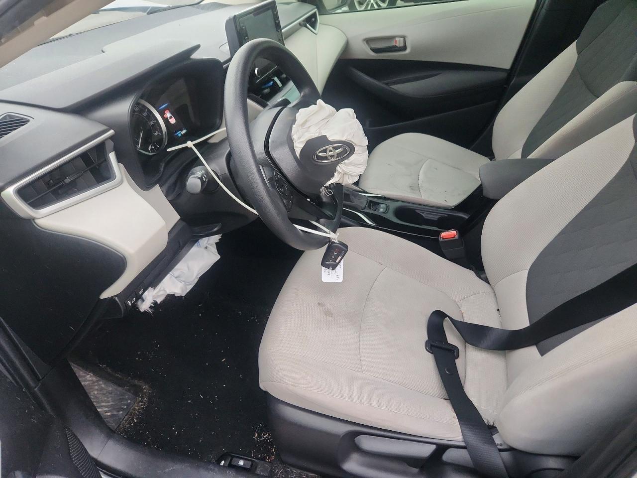 2022 Toyota Corolla Le - Image 7