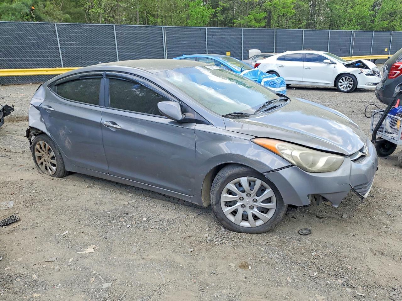 2013 Hyundai Elantra Gls - Фото 4
