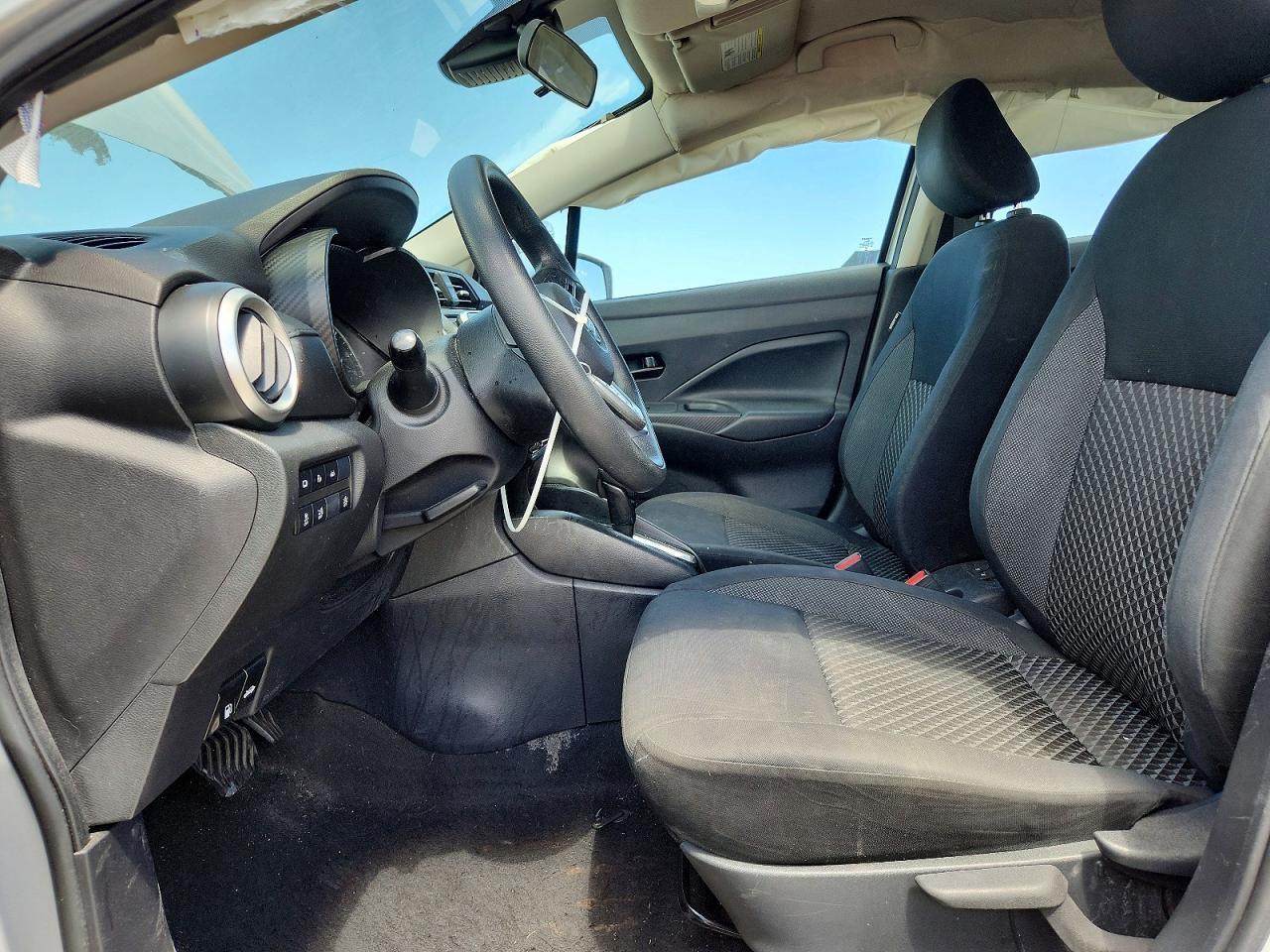 2020 Nissan Versa S - Фото 7