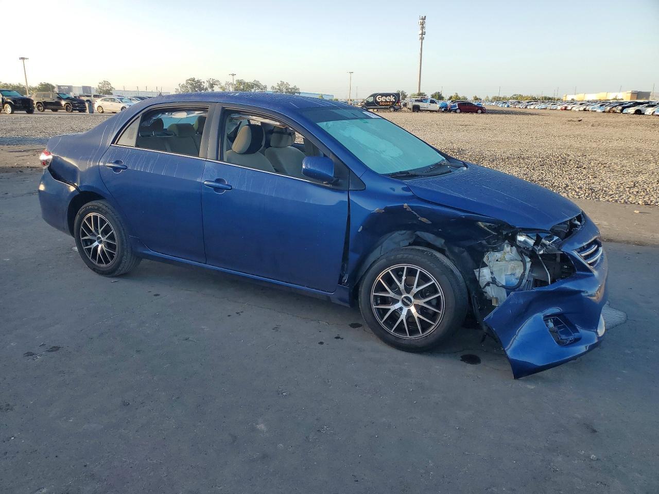 2013 Toyota Corolla Le - Фото 4