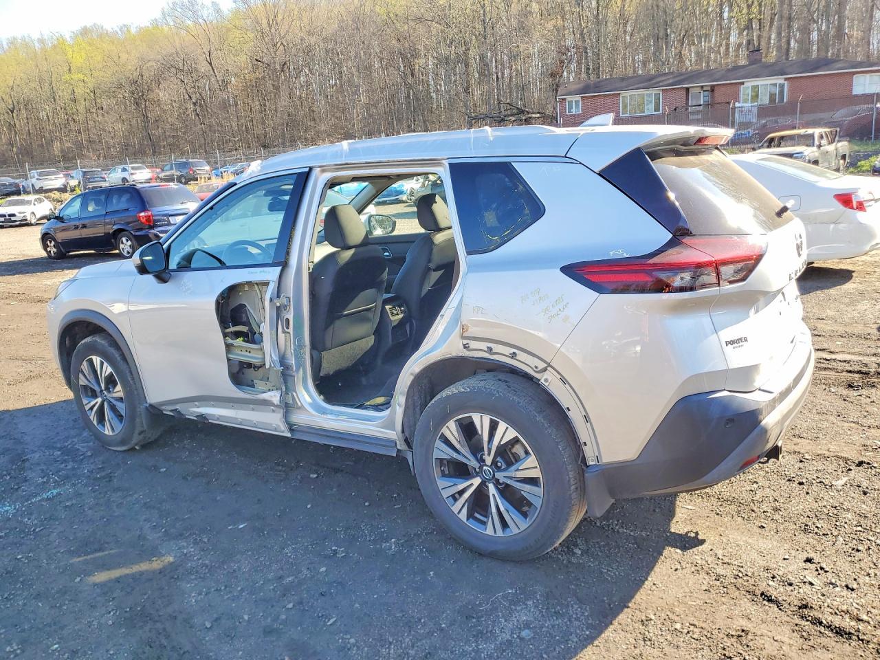 2021 Nissan Rogue Sv - Фото 2