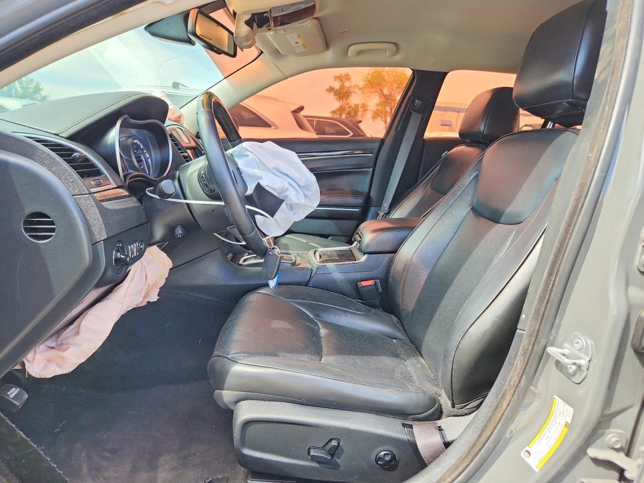 2018 Chrysler 300 Limited - Фото 7