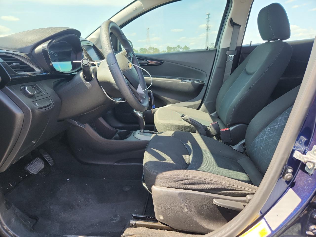 2022 Chevrolet Spark Activ Manual - Фото 7