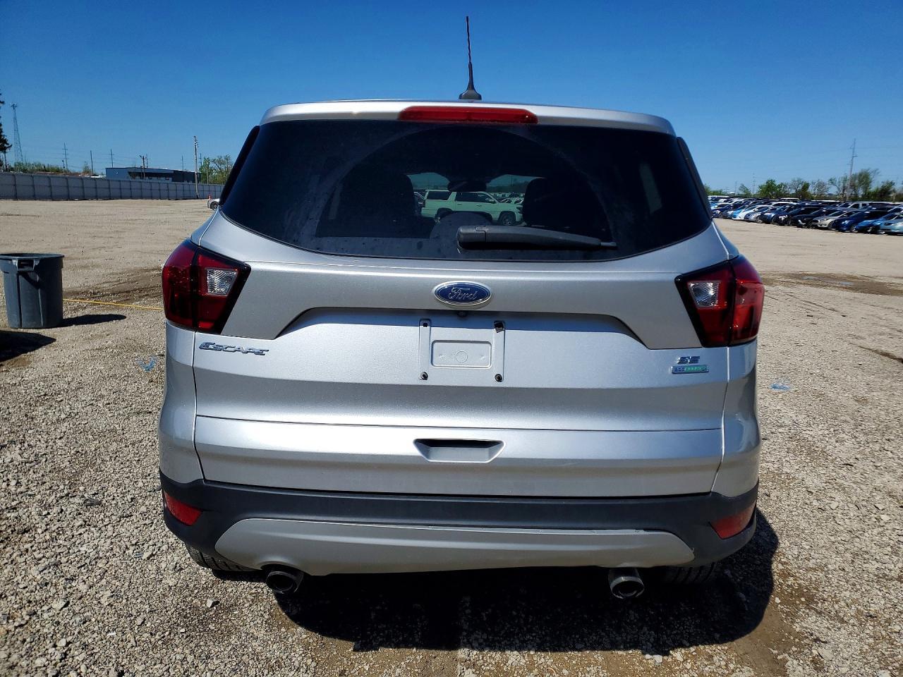 2019 Ford Escape Se - Фото 6
