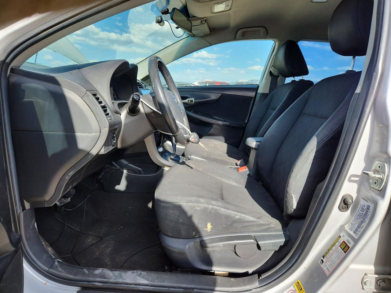 2009 Toyota Corolla S - Image 7