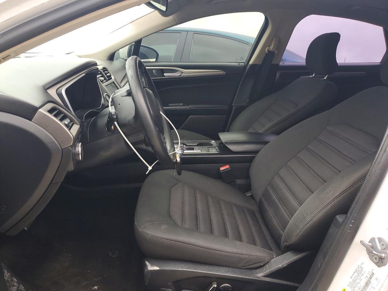 2019 Ford Fusion - Image 7