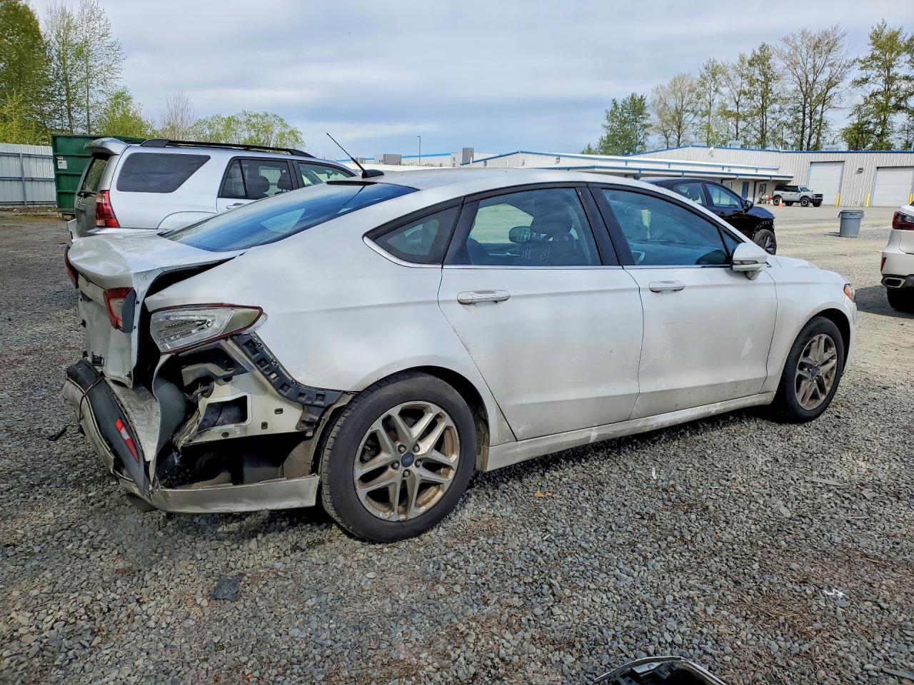 2015 Ford Fusion Se - Image 3