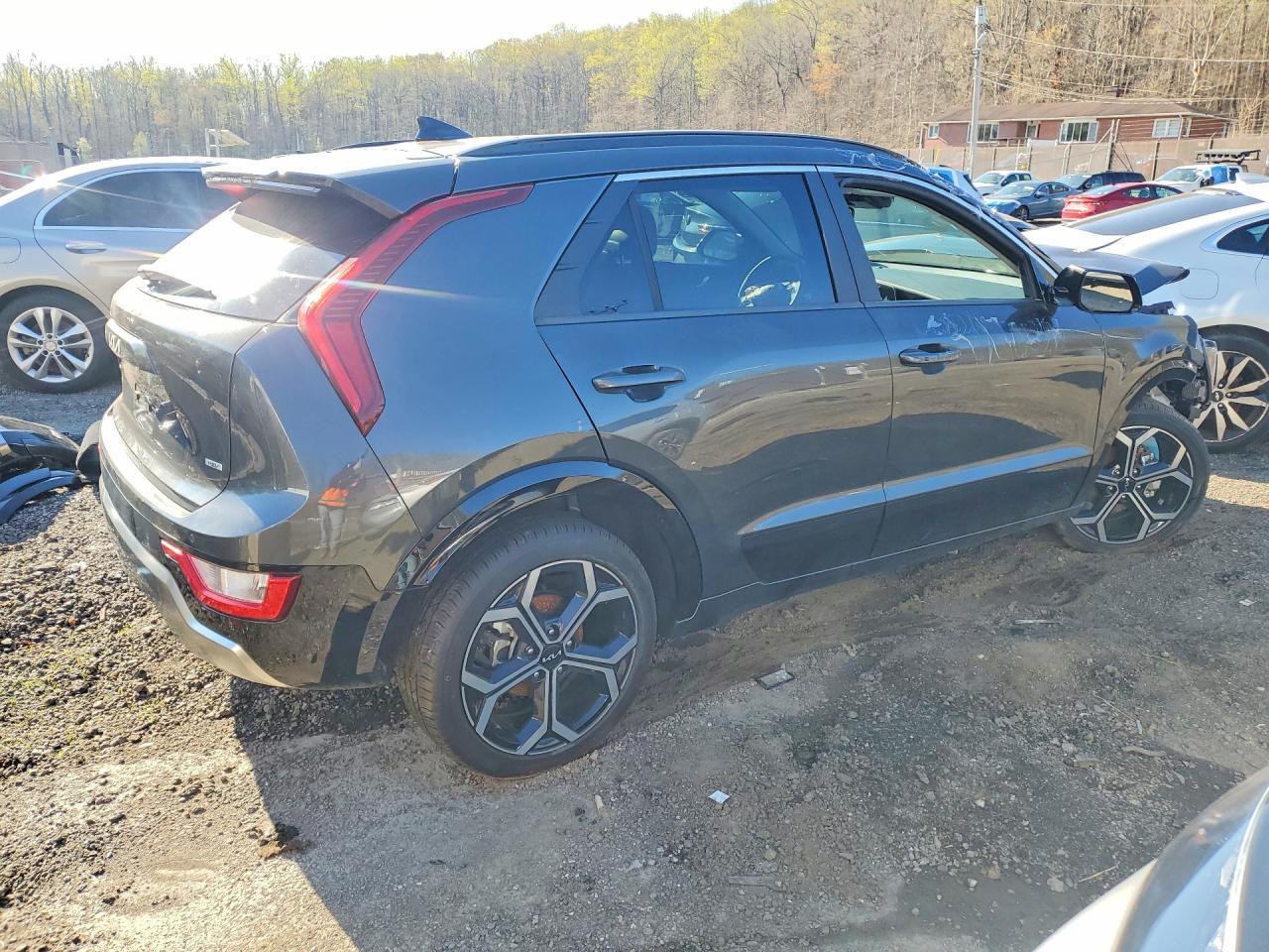 2025 Kia Niro Ex Touring - Фото 3