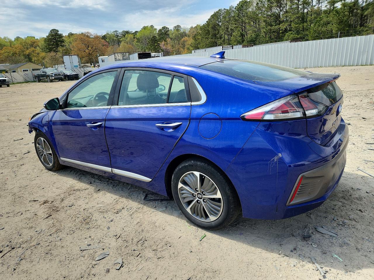 2022 Hyundai Ioniq Limited - Фото 2