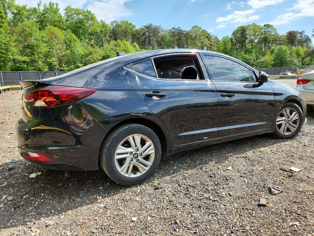2020 Hyundai Elantra Sel - Фото 3