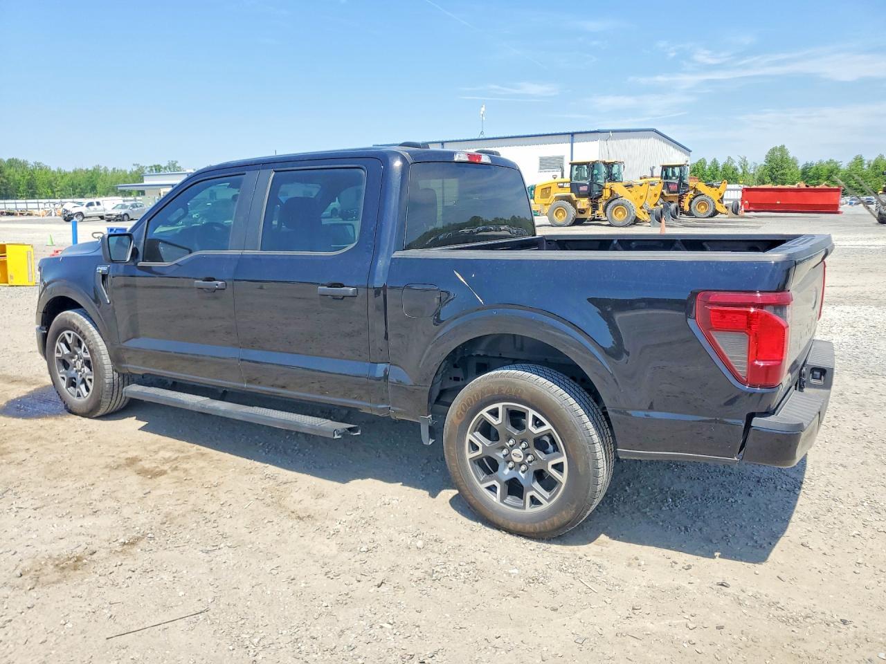 2024 Ford F150 Stx - Фото 2