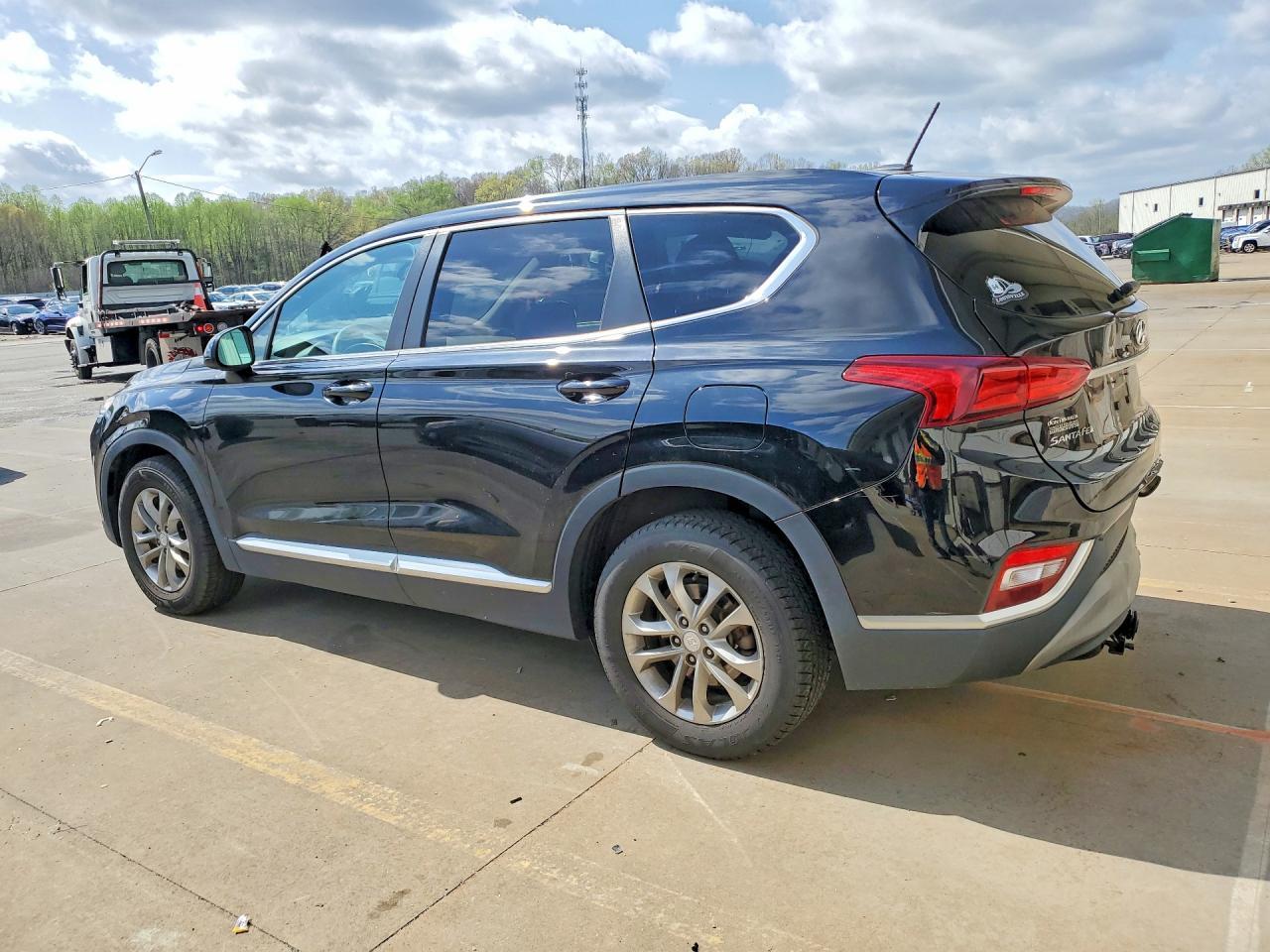 2020 Hyundai Santa Fe Se - Фото 2
