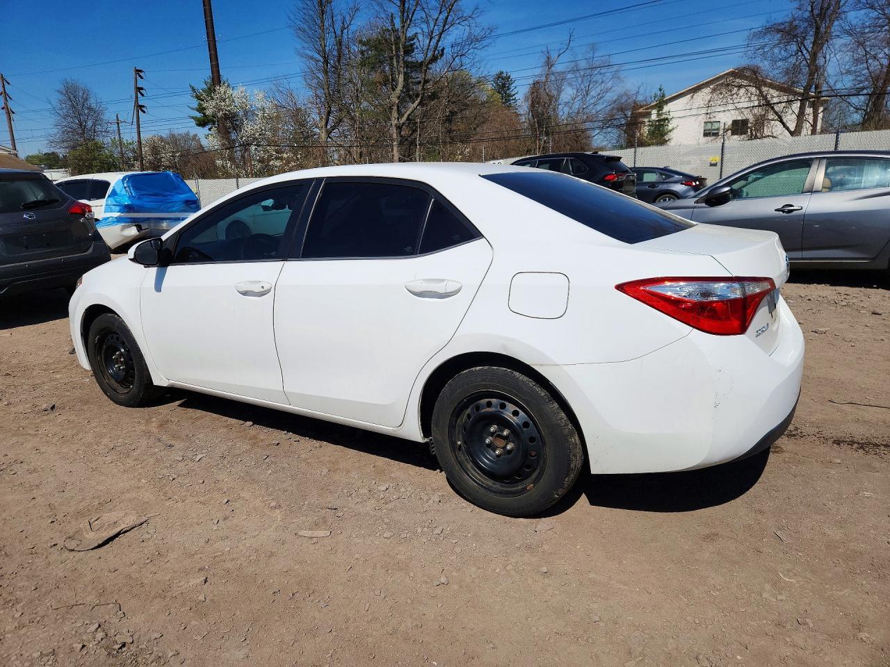 2016 Toyota Corolla Le - Фото 2