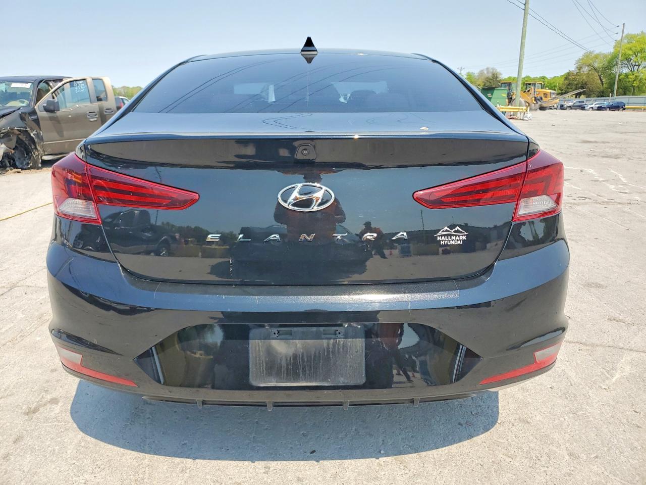 2020 Hyundai Elantra Value Edition - Фото 6