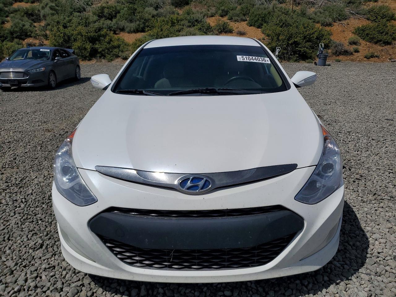 2015 Hyundai Sonata Hybrid Limited - Image 5