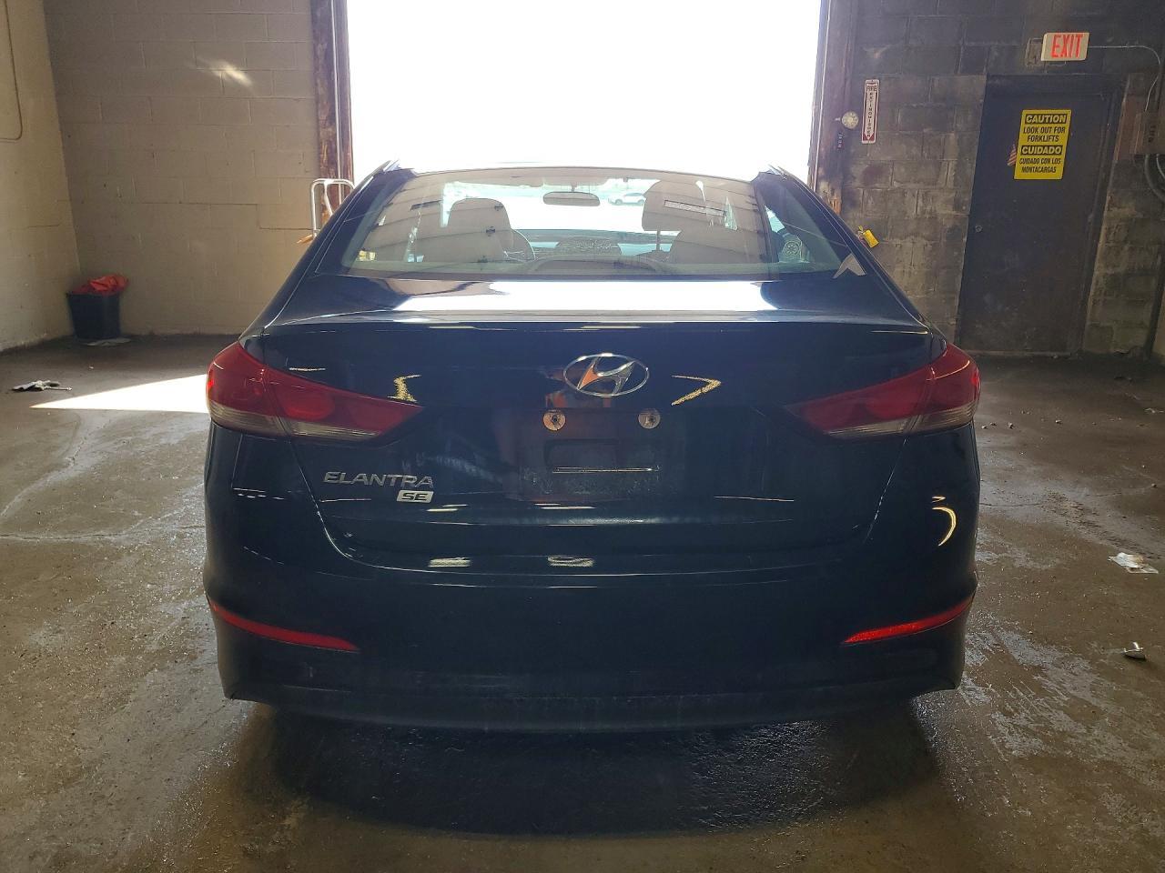 2018 Hyundai Elantra Se - Фото 6