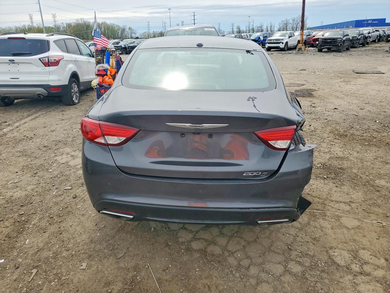 2016 Chrysler 200 S - Фото 6