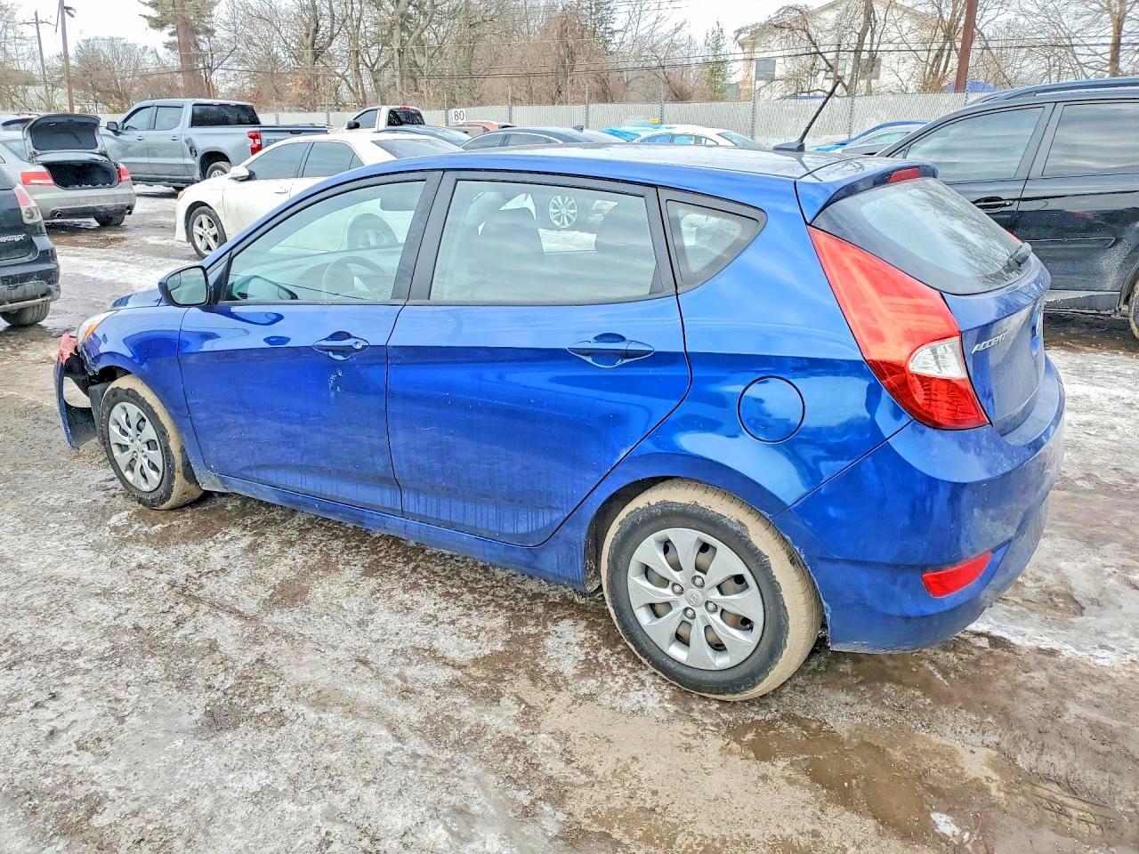2016 Hyundai Accent Se - Фото 2