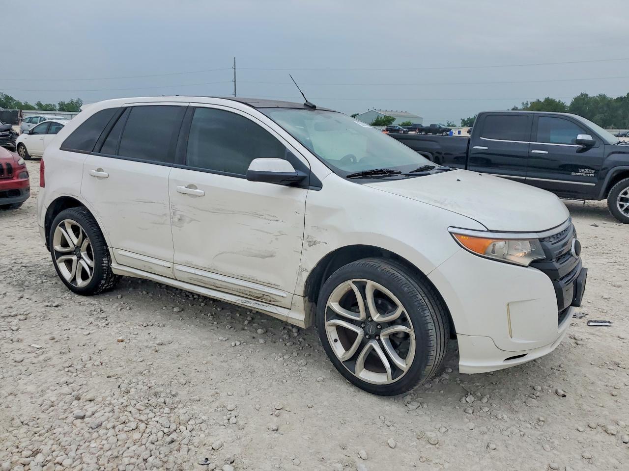 2011 Ford Edge Sport - Image 4