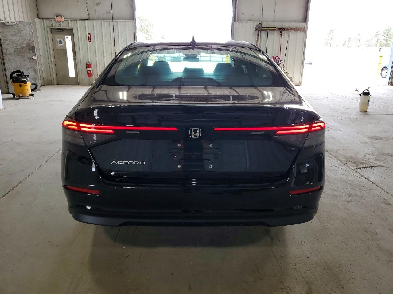 2025 Honda Accord Lx - Image 6