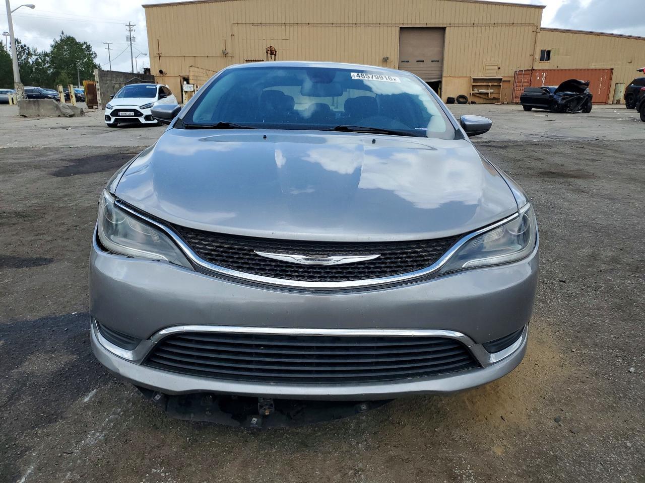 2015 Chrysler 200 Limited - Фото 5