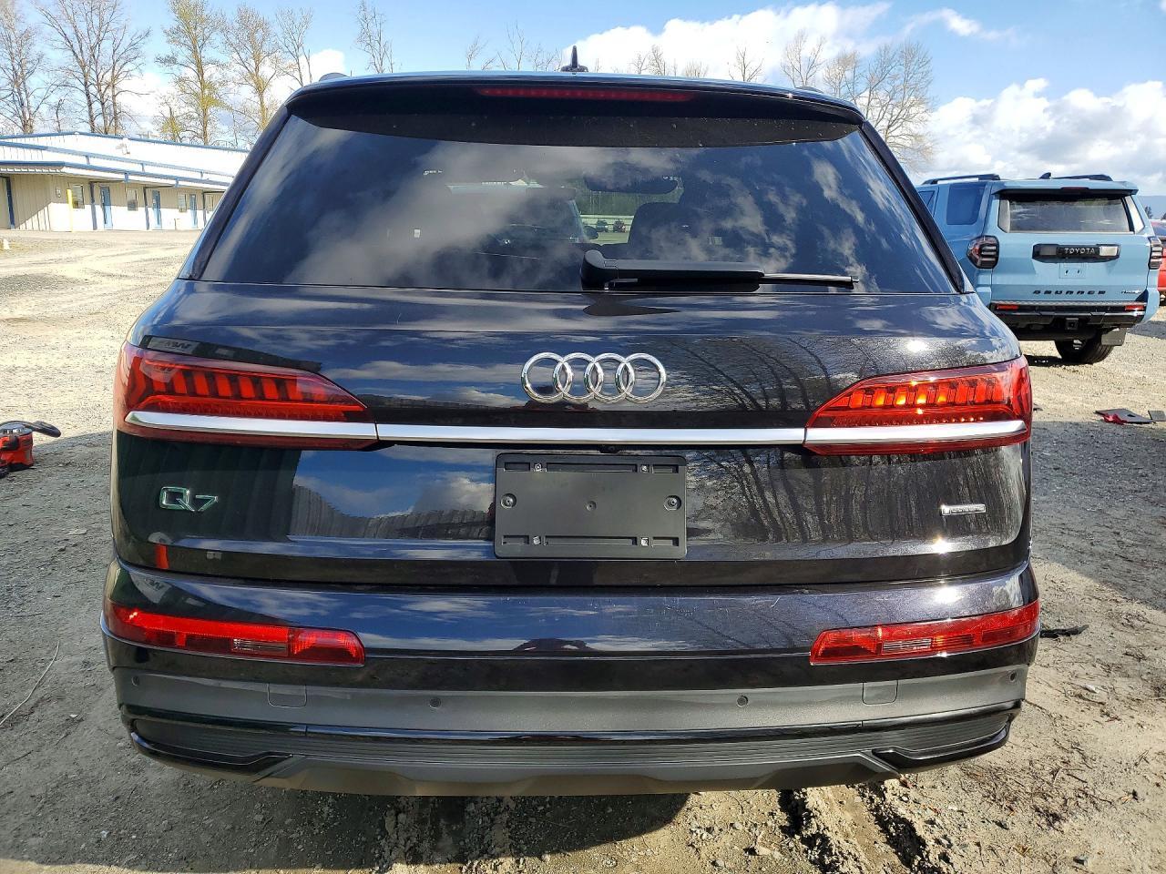 2020 Audi Q7 Premium Plus - Фото 6