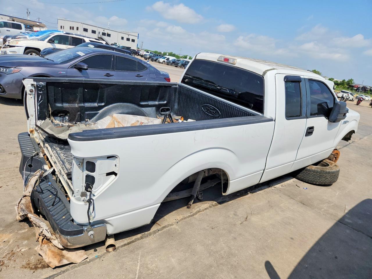 2011 Ford F150 Super Cab - Фото 3