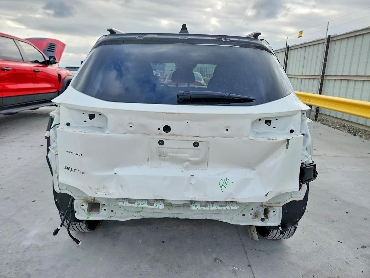 2025 Kia Seltos S - Фото 6