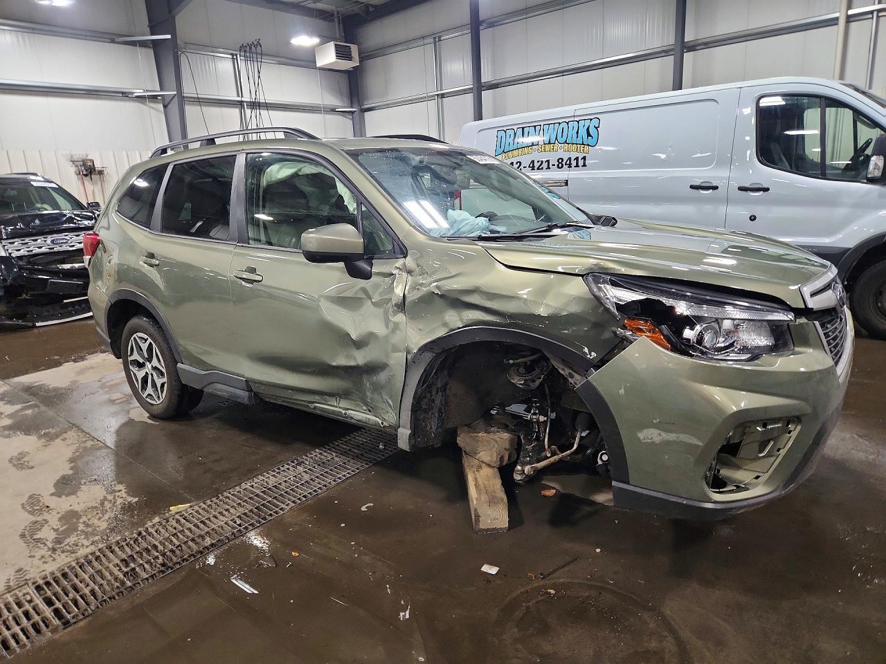 2020 Subaru Forester Premium - Фото 4