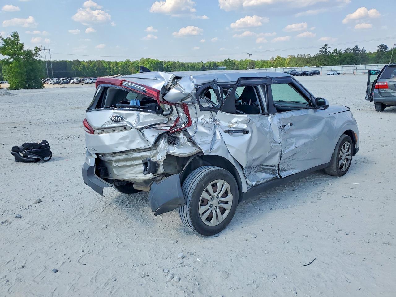 2020 Kia Soul Lx - Фото 3