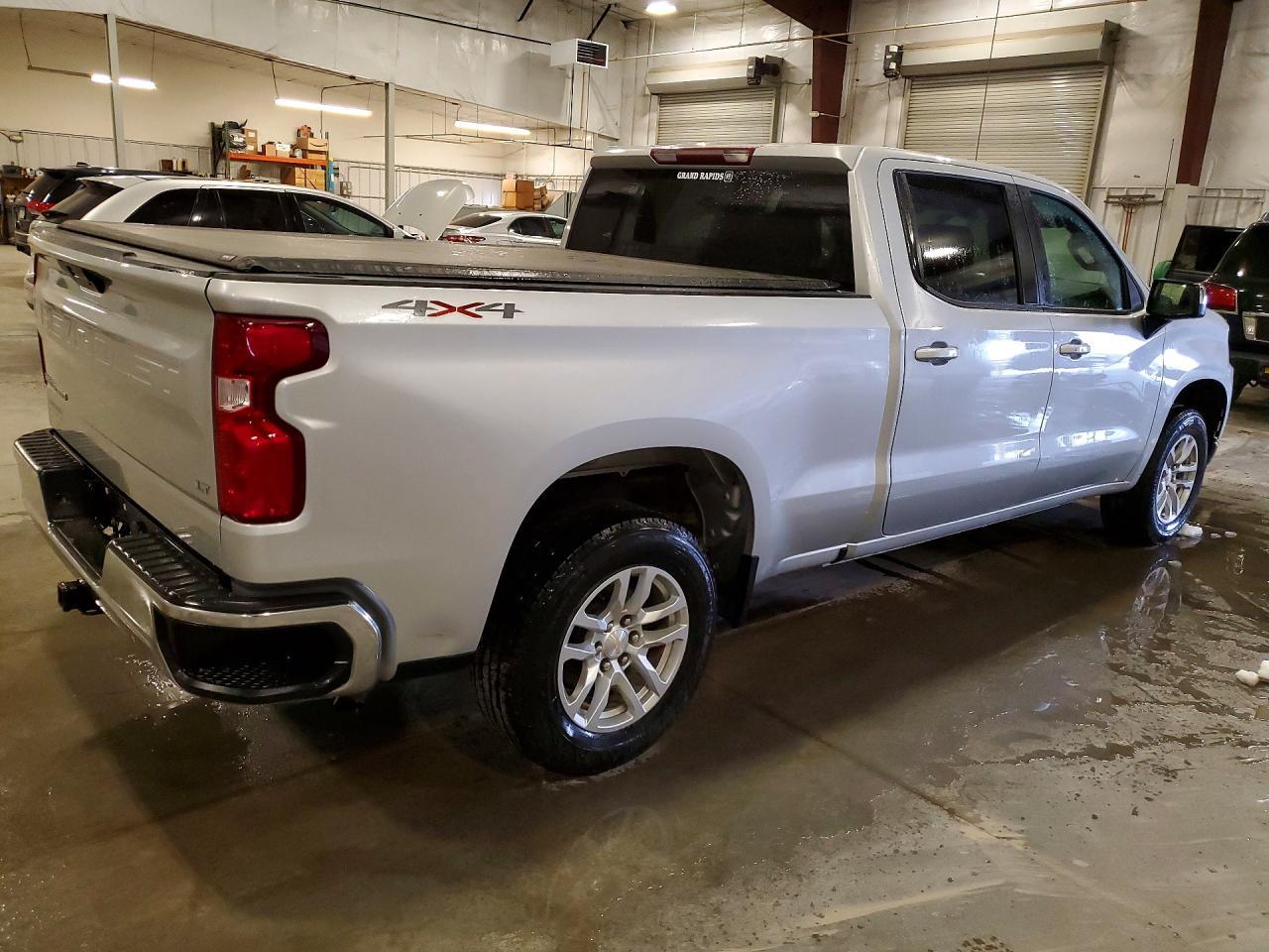 2022 Chevrolet Silverado Ltd K1500 Lt - Фото 3
