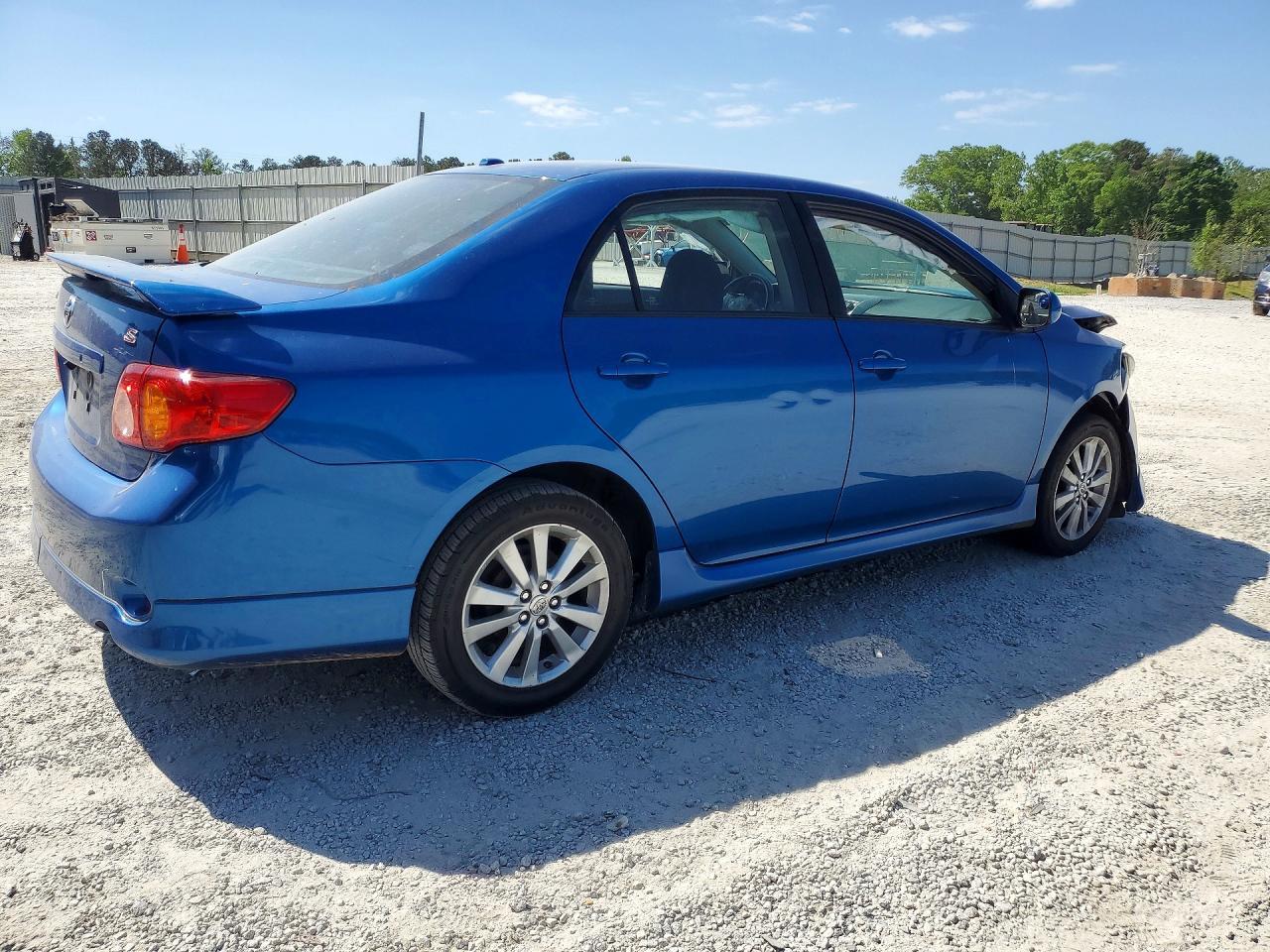 2010 Toyota Corolla S - Фото 3