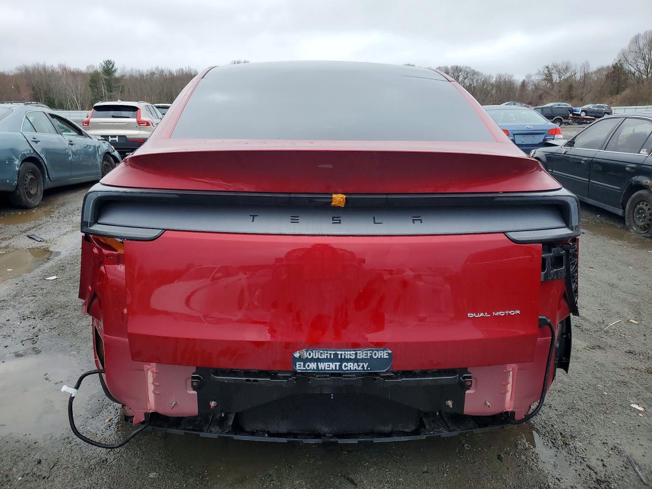 2026 Tesla Model Y - Фото 6