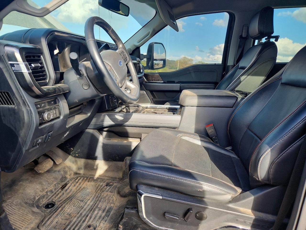 2024 Ford F250 Super Duty - Фото 7