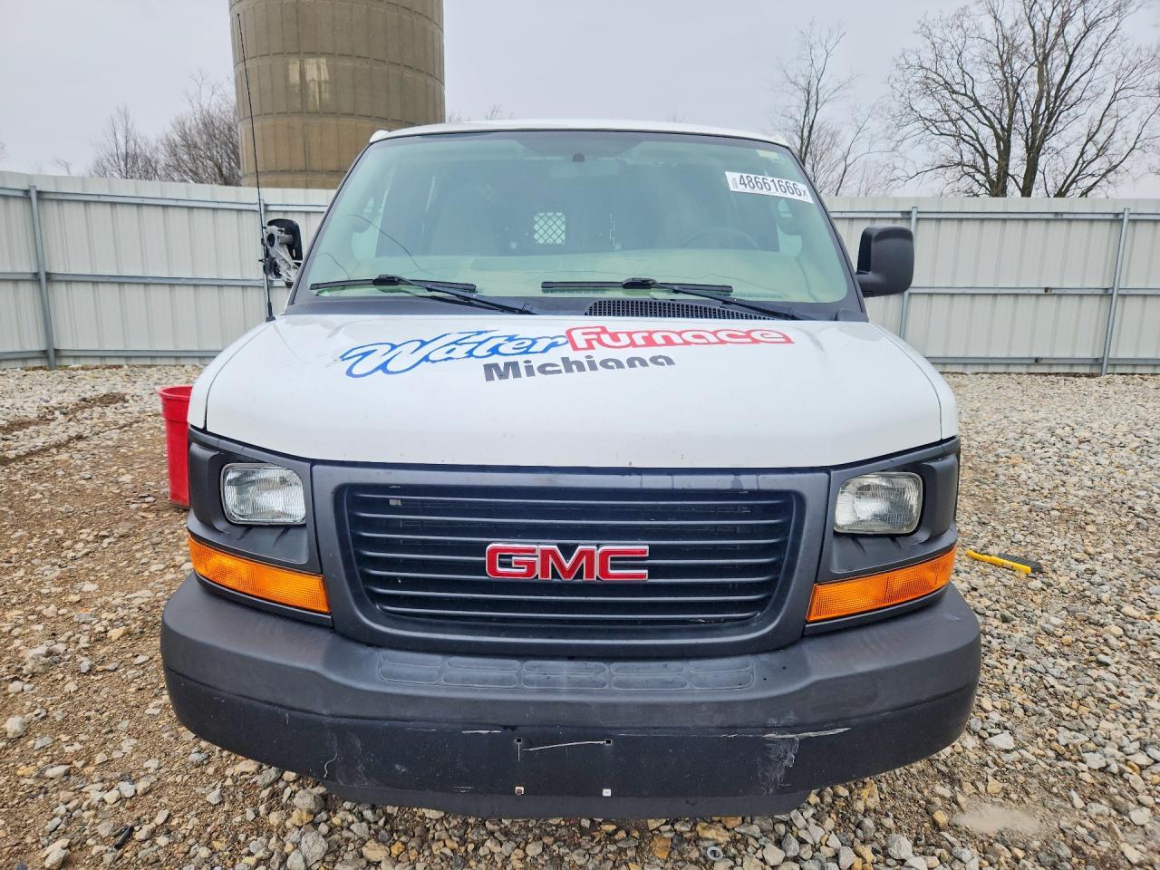 2016 GMC Savana 2500 Cargo Delivery Van - Image 5
