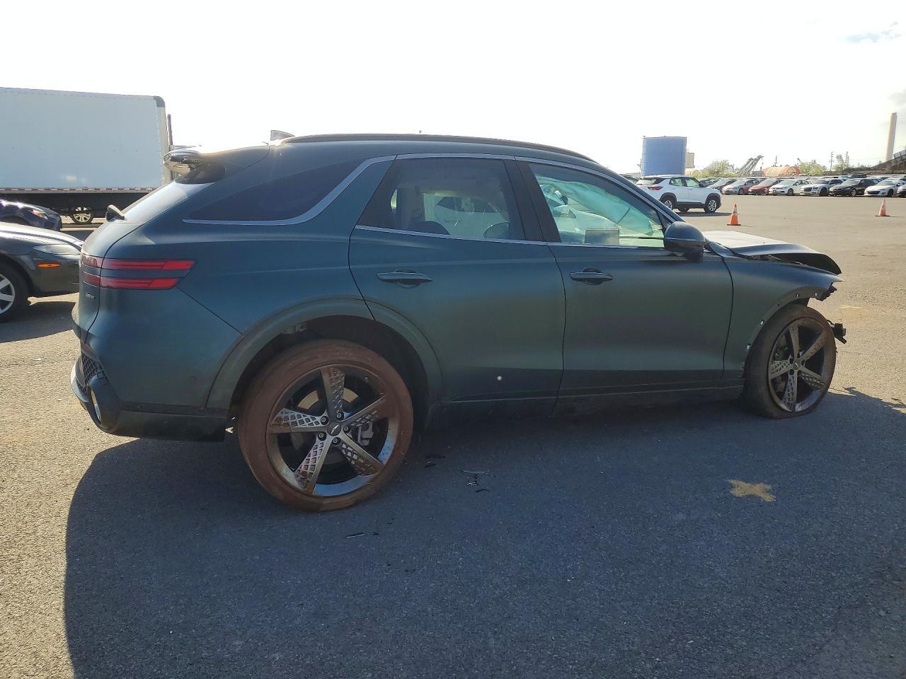 2022 Genesis Gv70 3.5T Sport - Image 3