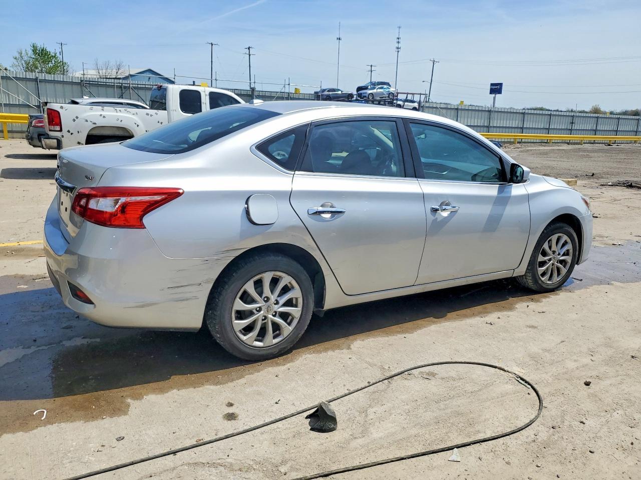 2018 Nissan Sentra Sv - Image 3