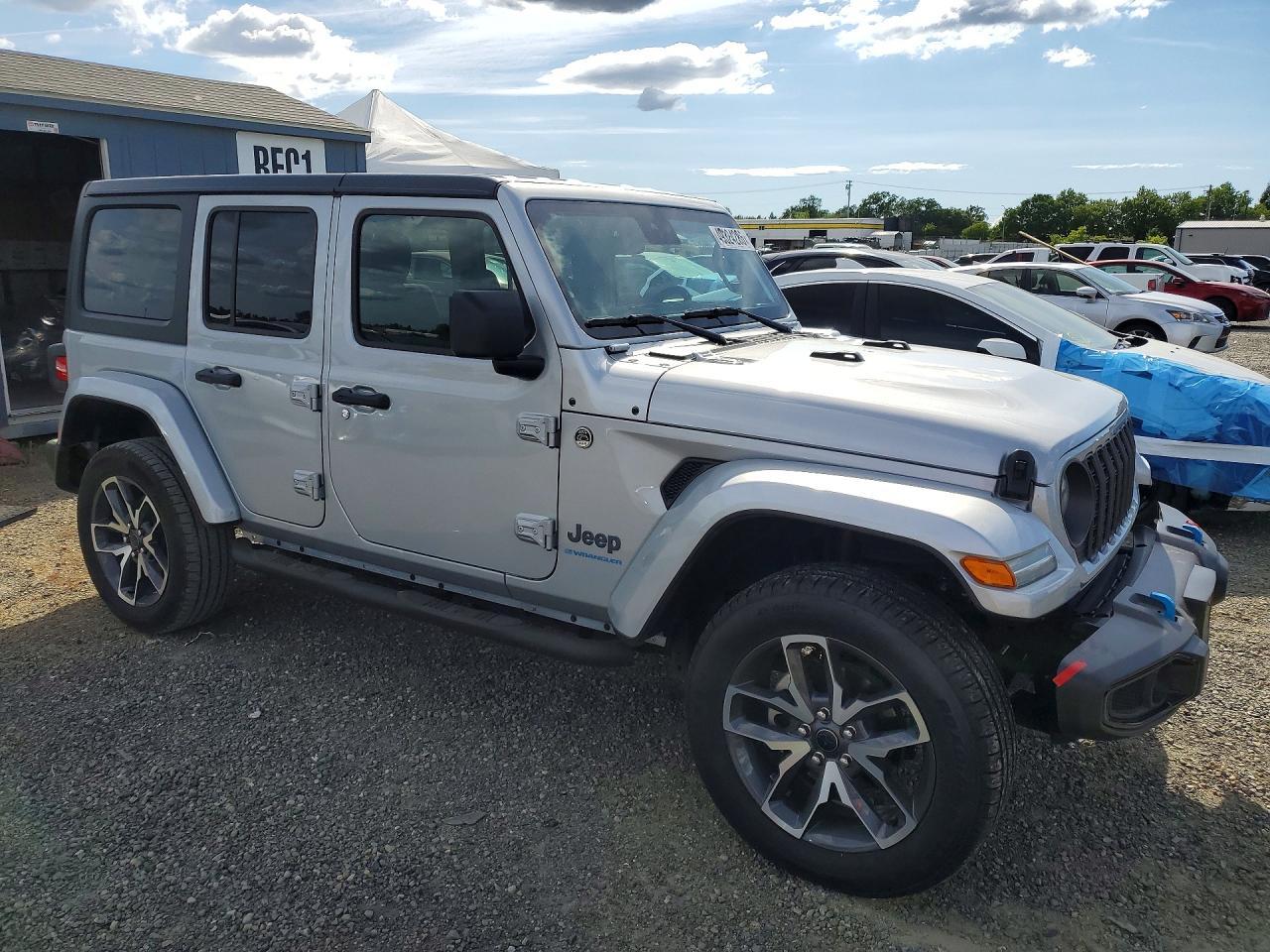 2024 Jeep Wrangler 4Xe - Image 4