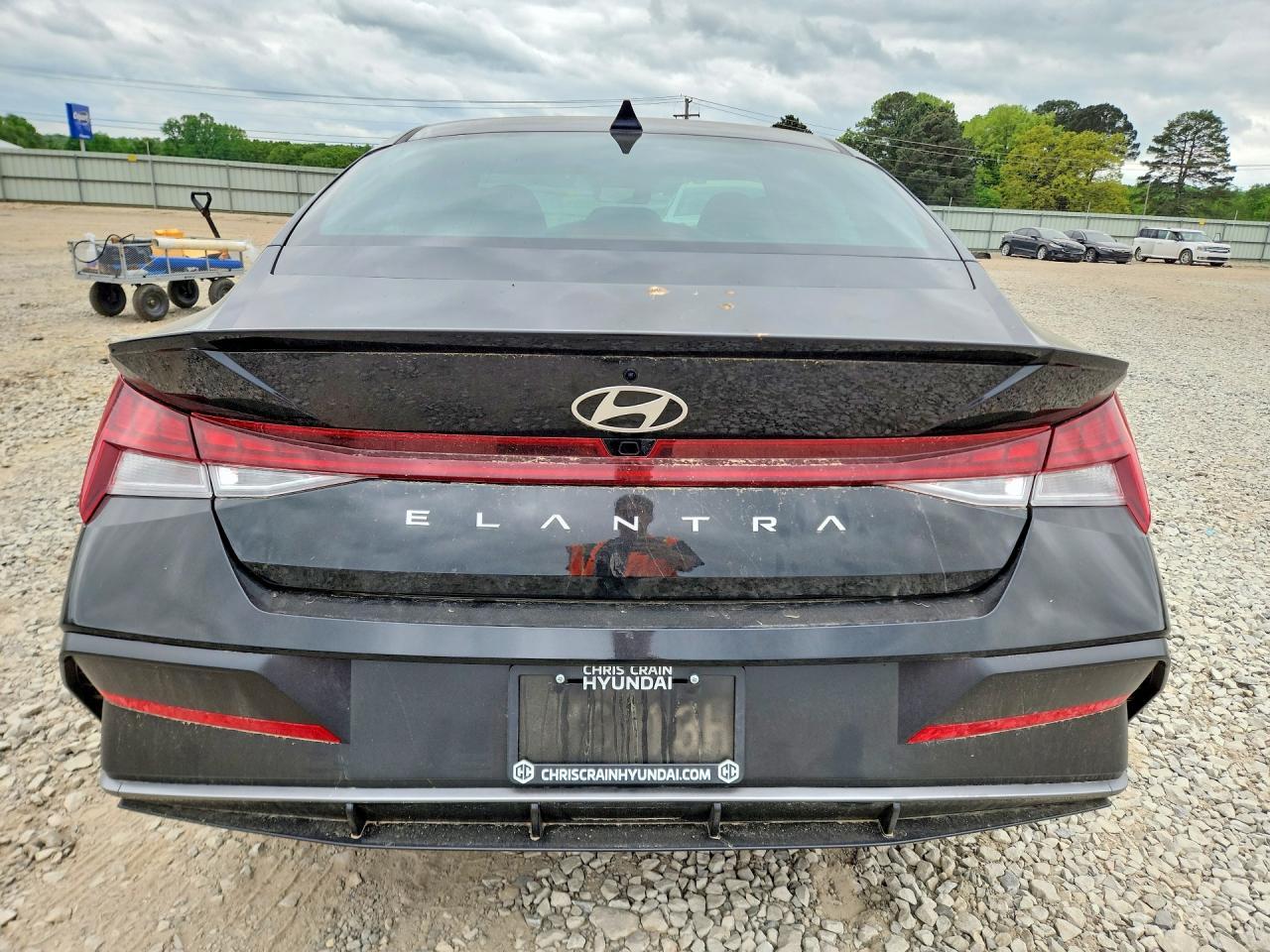 2026 Hyundai Elantra Sel Sport Premium - Image 6
